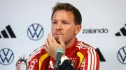 Bayern-Star im Krankenhaus: Nagelsmann verkündet Karl-Schock vor WM