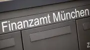 Bayerns Finanzämter: Massive Mängel bei Brandschutz und Asbest