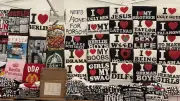 Berliner Alltag: Klopp-Werbung, Baustellen und Budenzauber am Alex