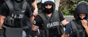 Berliner Grüne fordern Ende des Tattoo-Verbots für Polizisten