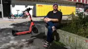 Berliner nach Eiskauf von E-Scooter-Fahrer attackiert
