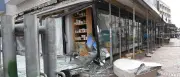 Beton-Vordach in Westerland auf Sylt stürzt auf Gehweg