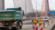 Bonner Nordbrücke voll gesperrt: Schäden am Tragwerk