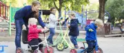 Brandenburg reformiert Kitafinanzierung: Weniger Bürokratie, höhere Essensbeiträge