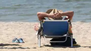 Bundesbeamte dürfen bis zu 8 Wochen am Strand arbeiten – neue BILD-Recherche