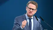 CDU-General Linnemann fordert Abschaffung des Politiker-Schutzparagrafen