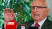 Dankesfest für Helfer: Backhaus lädt nach gescheiterter Wal-Rettung