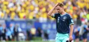 DFB-Niederlage gegen Ecuador: Zug hält auf freier Strecke