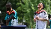 DFB-Stars Rüdiger und Sané: Schüler fragen, Stars antworten