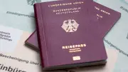 Doppelpass: Fast alle Neubürger behalten alte Staatsbürgerschaft