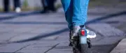 Elfjähriger auf E-Scooter in Berlin-Spandau von Auto angefahren
