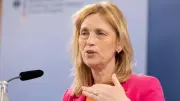 Elterngeld: Ministerium weist Berichte über hälftige Aufteilung zurück