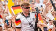 EM-Held André Schnura: Saxofon-Comeback zur Fußball-WM