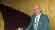 Ewald Arenz: Wie das Leben eines Tänzers aus dem Takt gerät
