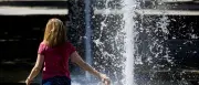 Extreme Hitze bis 42 Grad: Bahn rät von Reisen ab – schwere Unwetter erwartet