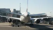 Flugzeug kehrt wegen Bluetooth-Namens „BOMB“ nach New York zurück