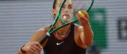 French Open: Sabalenka besiegt Osaka im ersten Frauen-Abendmatch seit 2023