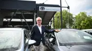 Gebrauchte E-Autos boomen: Ex-Minister mischt mit