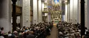 Gedenkgottesdienst in Stade nach tödlicher Tat mit sechs Toten