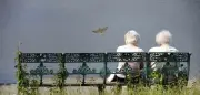 Grüne und Linke fordern mehr Geld für ärmere Rentner