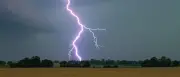 Historische Hitzewelle endet: Kaltfront bringt Gewitter, Regen und Abkühlung