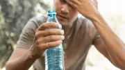 Hitze: Warum zu viel Trinken gefährlich sein kann