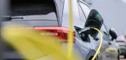 Hohe Spritpreise treiben Nachfrage nach gebrauchten E-Autos in die Höhe