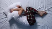 Jetlag besiegen: So bleiben Sie auf Reisen fit und erholt