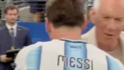 Johannes B. Kerner über virale Messi-Umarmung: „Mir ist fast der Salat aus dem Mund gefallen“