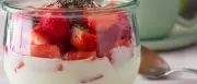Kaum Fett, viele Proteine: Welcher Skyr schmeckt am besten?