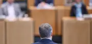 KI in Medien und Politik: Grenzen des Einsatzes