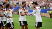 Klöckner besucht DFB-Team bei WM in New York