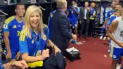 Königin Máxima tanzt ausgelassen mit Curaçao-Fußballern nach 0:0 gegen Ecuador