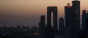 Kuwait und Bahrain melden feindliche Raketen- und Drohnenangriffe nach US-Vergeltungsschlag gegen Iran