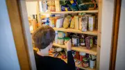 Lebensmittel lagern: Tipps zum Einfrieren und Haltbarmachen