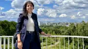 Linke-Spitzenkandidatin Eralp im AfD-Hochburg Marzahn-Hellersdorf