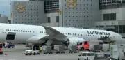 Lufthansa-Maschine in Frankfurt: Bugfahrwerk bricht am Gate ein