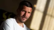 Lukas Podolski: Geschäftsmann ohne Computer – nur mit Smartphone