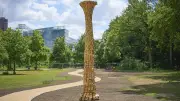 Mahnmal für verfolgte Zeugen Jehovas im Berliner Tiergarten eingeweiht