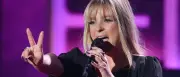Marina Marx stürzt im ZDF-Fernsehgarten von der Bühne
