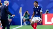 Mbappé widmet Tor gegen Schweden verstorbener Mutter von Deschamps