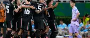Mexiko erste Mannschaft im Achtelfinale der Fußball-WM