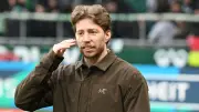 Mitchell Weiser verlängert bei Werder Bremen um ein Jahr