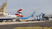 Nahost-Konflikt halbiert Gewinnprognose der Flugbranche auf 23 Milliarden Dollar