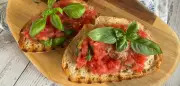 Pan con Tomate und Sa costedda: Zwei günstige Tomatenbrote im Vergleich