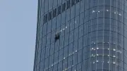 Peking bestätigt Flugzeug-Crash an Citic Tower – Pilot tot