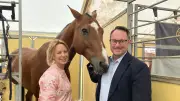 Pferdesport und Krebsvorsorge: Einzigartige Allianz auf der DKB Pferdewoche