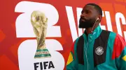 Rückkehr der Kabel-Kopfhörer: DFB-Stars setzen neuen Trend