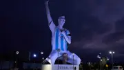 Rekord-Statue von Messi in Argentinien: 26 Meter hoch, 70 Tonnen schwer