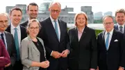 Rentenkommission übergibt Bericht: Antworten auf BILD-Leserfragen